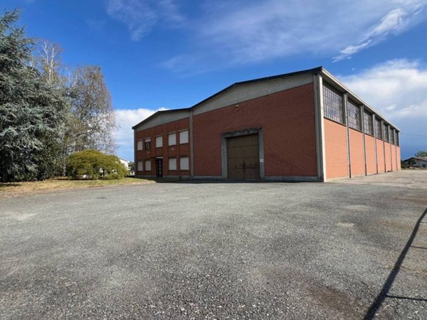 locale commerciale in vendita a San Secondo di Pinerolo