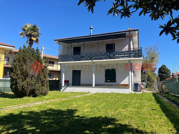 casa indipendente in vendita a San Secondo di Pinerolo