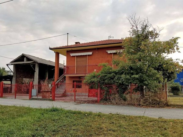 casa indipendente in vendita a San Secondo di Pinerolo