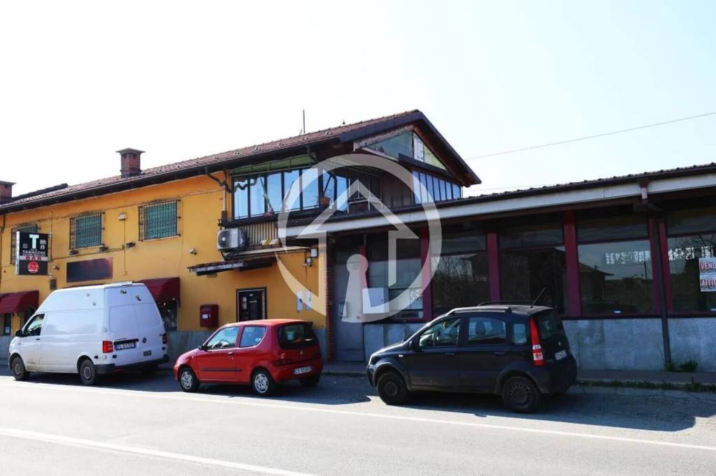 negozio in vendita a San Secondo di Pinerolo