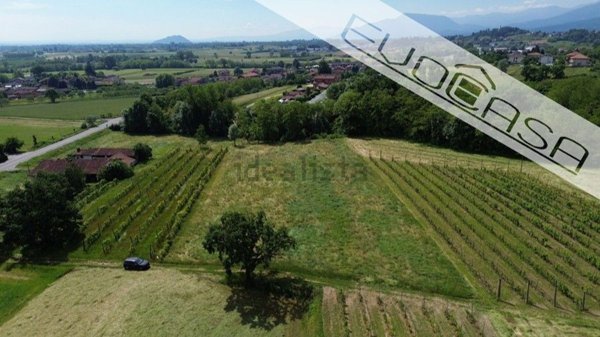 terreno agricolo in vendita a San Secondo di Pinerolo