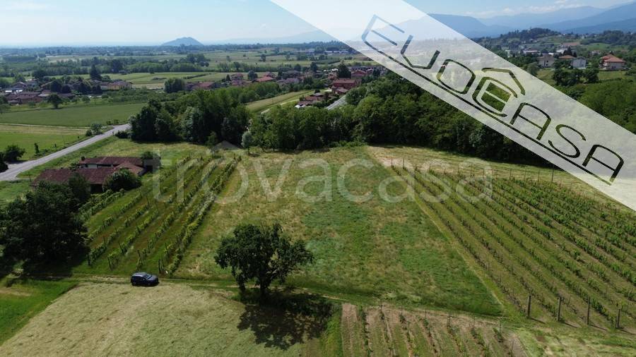 terreno agricolo in vendita a San Secondo di Pinerolo