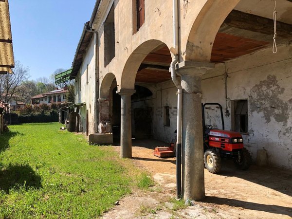 casa indipendente in vendita a San Secondo di Pinerolo