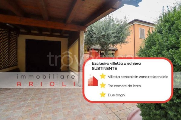 casa indipendente in vendita a Sustinente