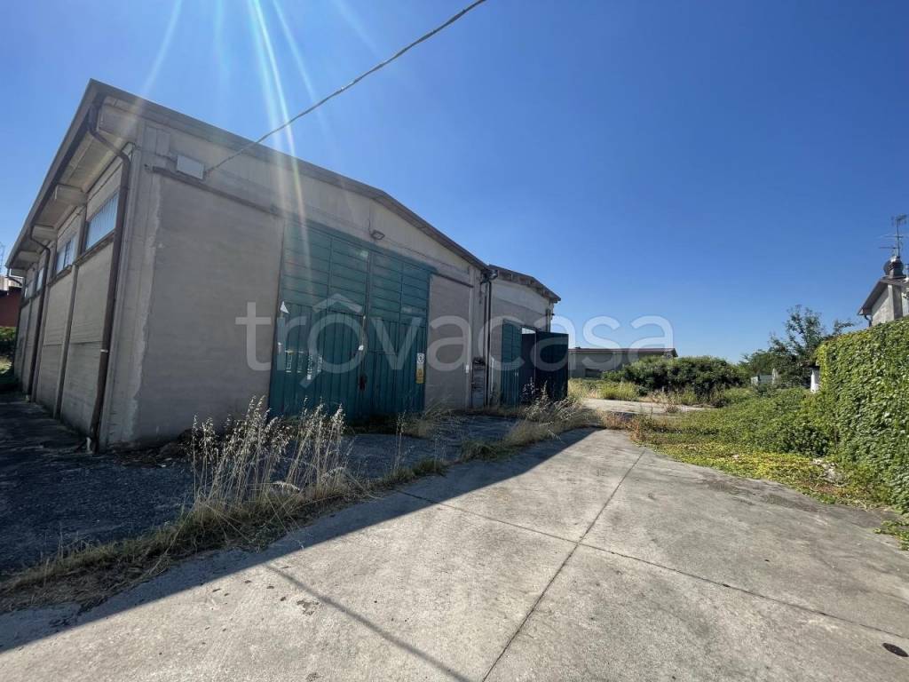 villa in vendita a Sustinente