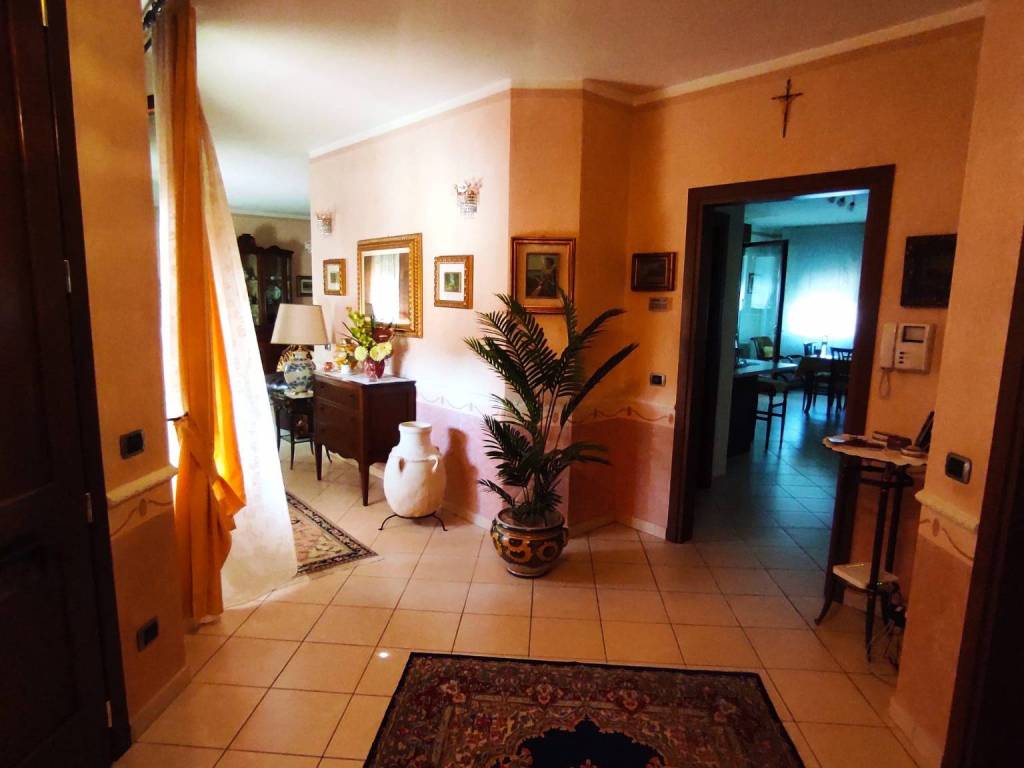 casa indipendente in vendita a Suzzara