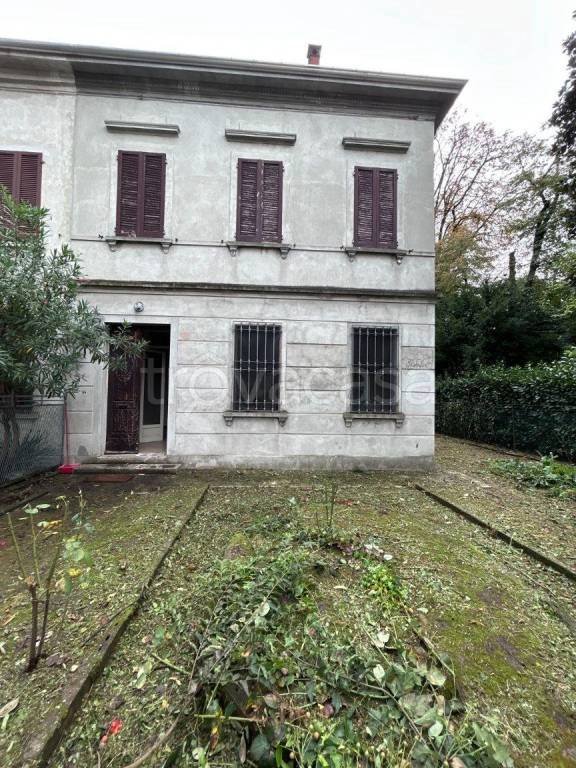 casa indipendente in vendita a Suzzara