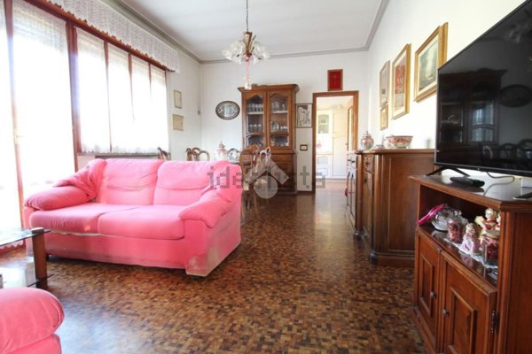 casa indipendente in vendita a Suzzara