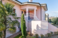 casa indipendente in vendita a Suzzara