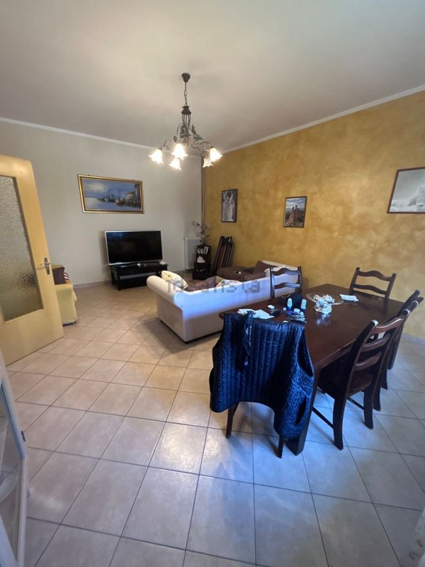 casa indipendente in vendita a Suzzara