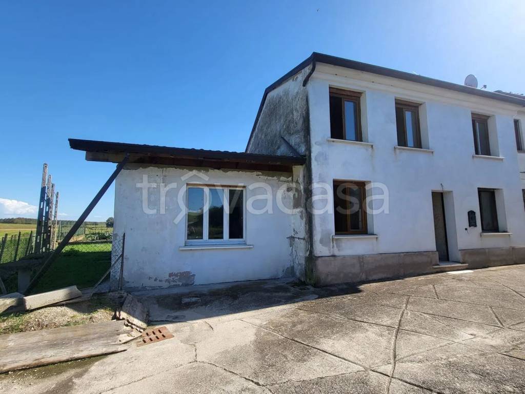 casa indipendente in vendita a Suzzara