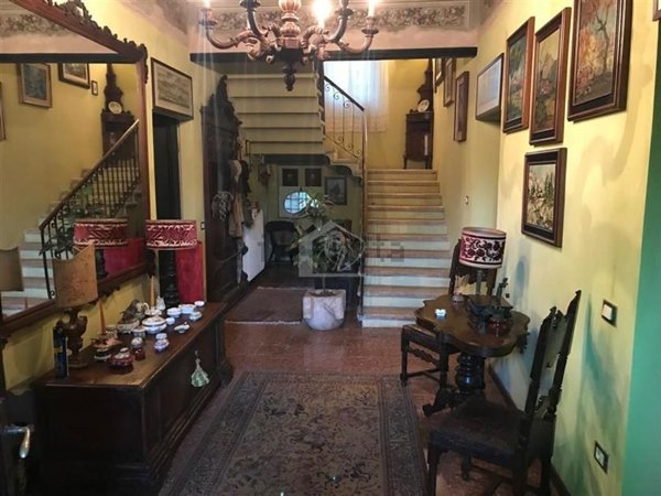 casa indipendente in vendita a Suzzara