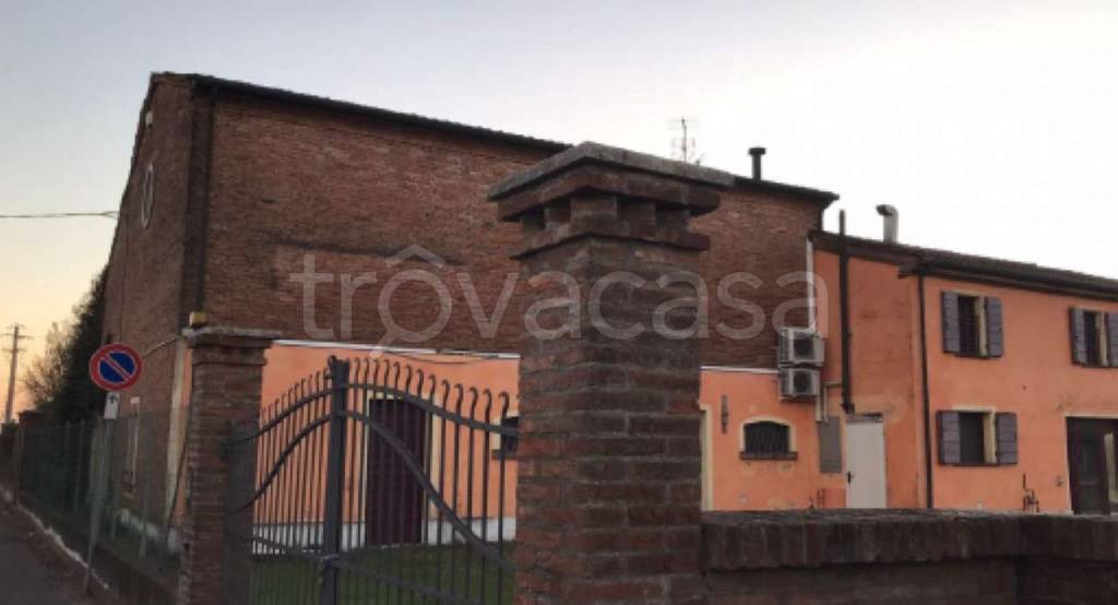negozio in vendita a Suzzara
