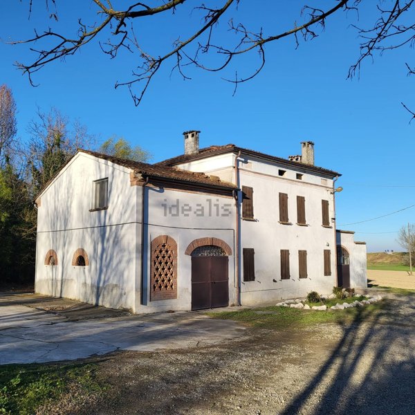 pentavano in vendita a Suzzara