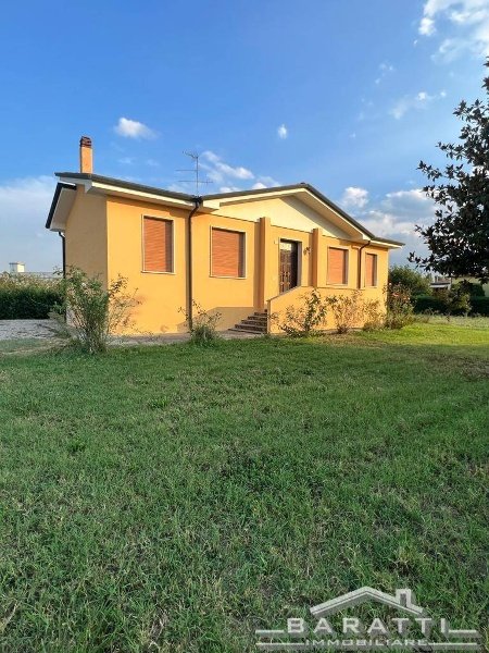 casa indipendente in vendita a Suzzara