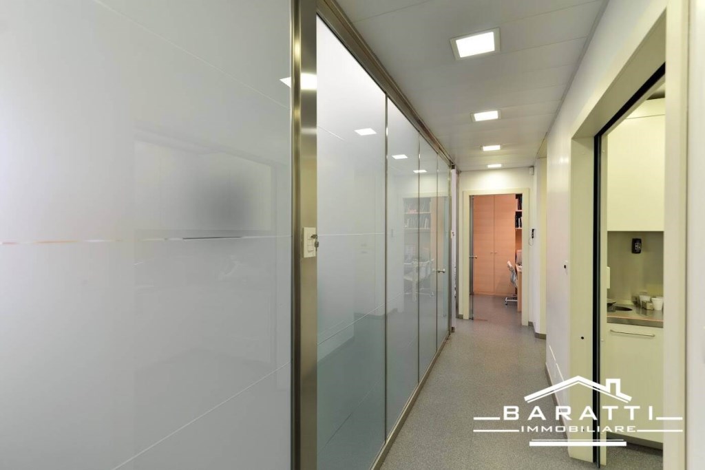 negozio in vendita a Suzzara