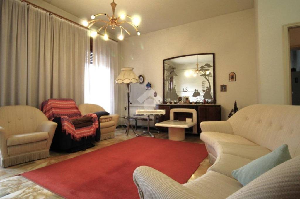 casa indipendente in vendita a Suzzara