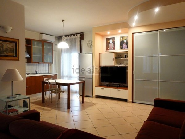 casa indipendente in vendita a Suzzara