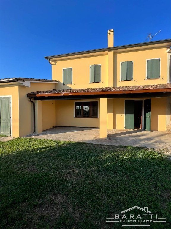 casa indipendente in vendita a Suzzara