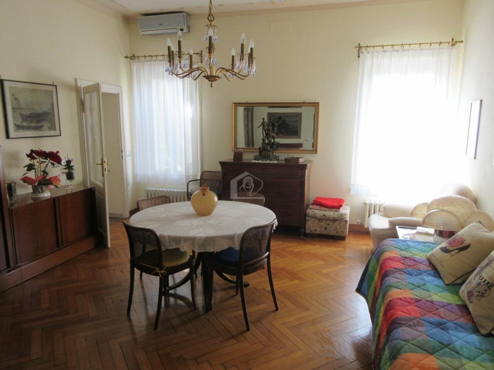 casa indipendente in vendita a Suzzara