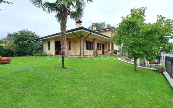 casa indipendente in vendita a Suzzara