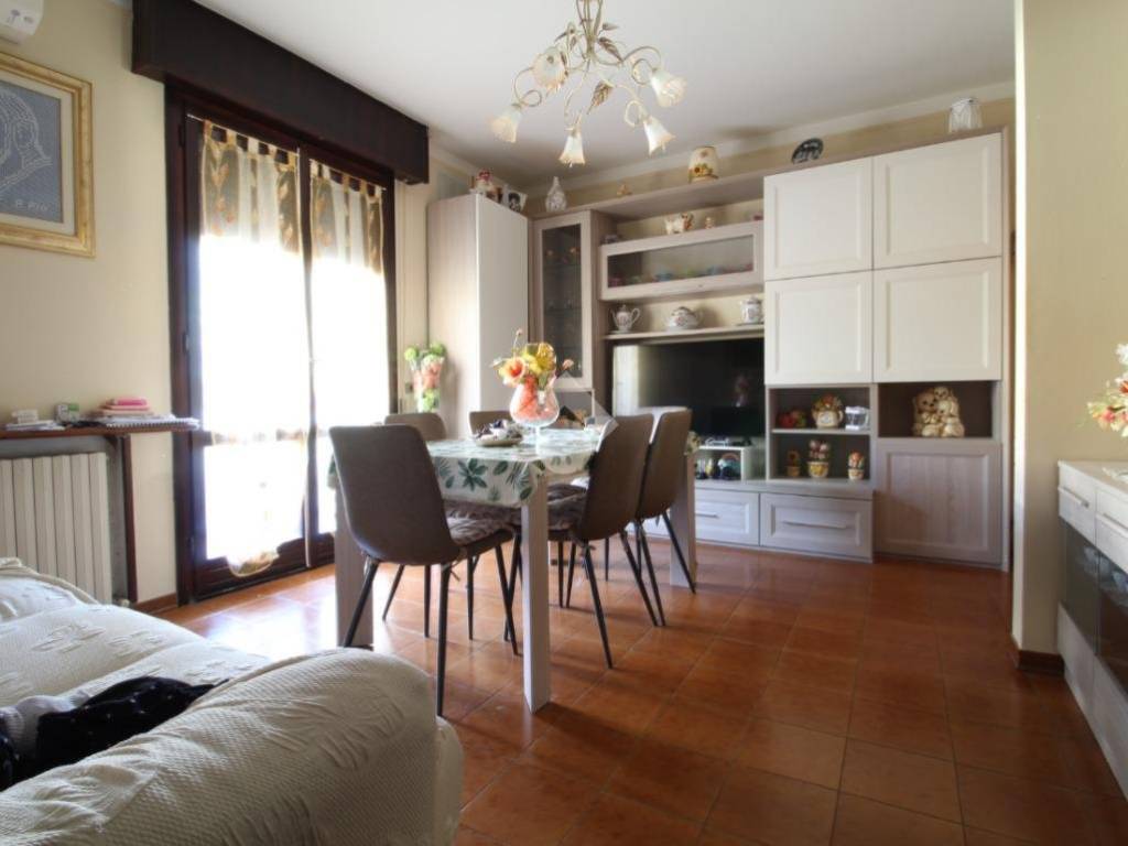 appartamento in vendita a Suzzara
