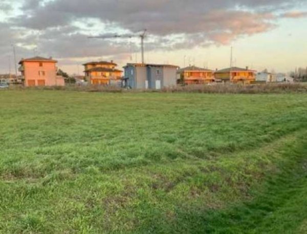 terreno edificabile in vendita a Suzzara in zona Tabellano