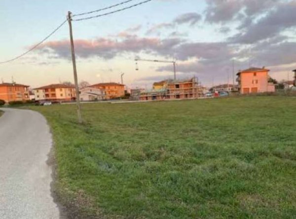 terreno edificabile in vendita a Suzzara in zona Tabellano