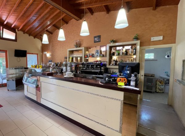 negozio in vendita a Suzzara