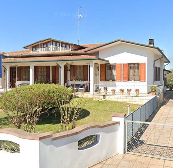 casa indipendente in vendita a Suzzara