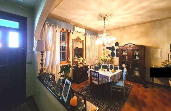 casa indipendente in vendita a Suzzara in zona Riva