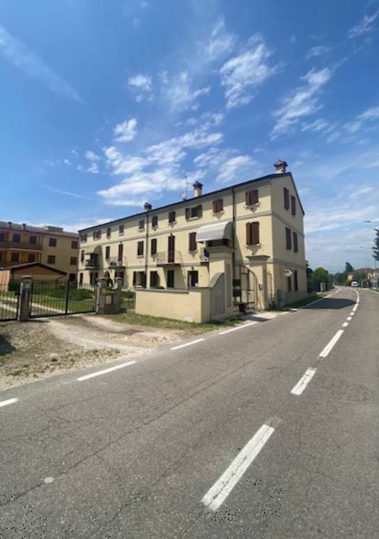 appartamento in vendita a Suzzara