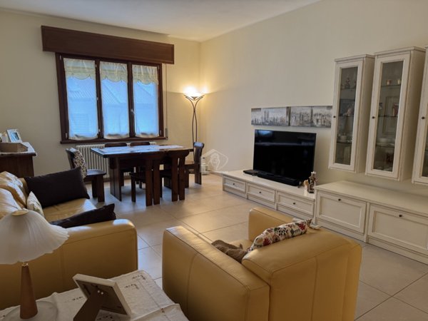 casa indipendente in vendita a Suzzara