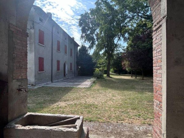 casa indipendente in vendita a Suzzara in zona Riva