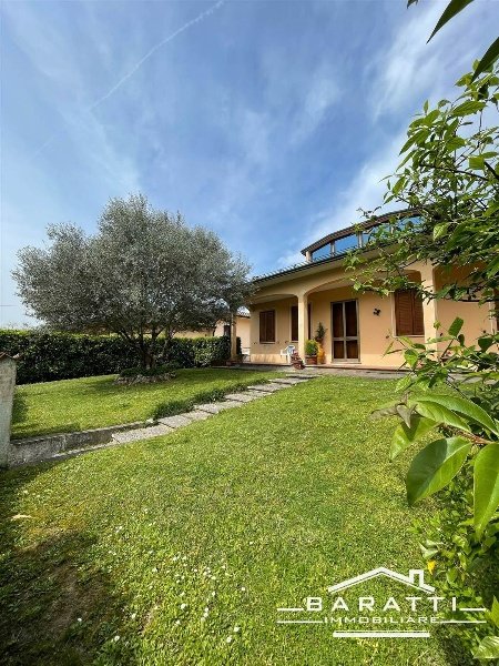 casa indipendente in vendita a Suzzara