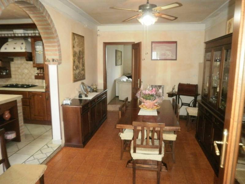 casa indipendente in vendita a Suzzara