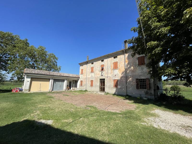 pentavano in vendita a Suzzara