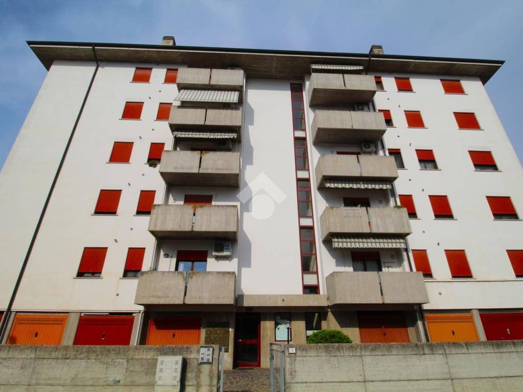 appartamento in vendita a Suzzara