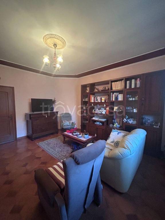 casa indipendente in vendita a Suzzara