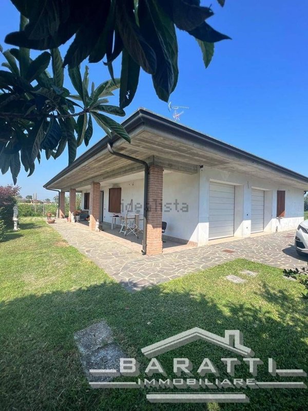 casa indipendente in vendita a Suzzara