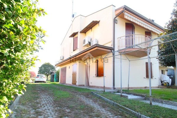 appartamento in vendita a Suzzara in zona Brusatasso