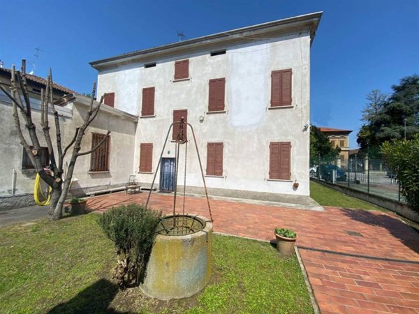 casa indipendente in vendita a Suzzara