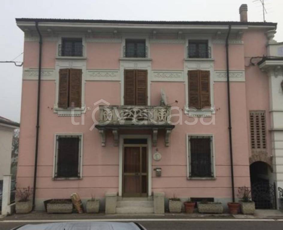 casa indipendente in vendita a Suzzara