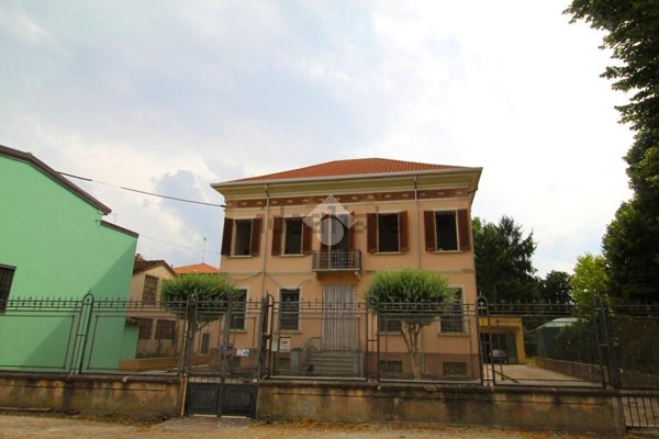 casa indipendente in vendita a Suzzara