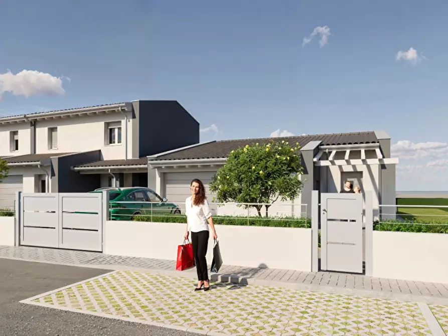 casa indipendente in vendita a Suzzara