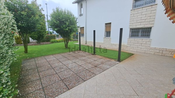 casa indipendente in vendita a Suzzara