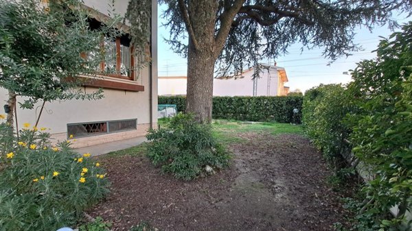 casa indipendente in vendita a Suzzara