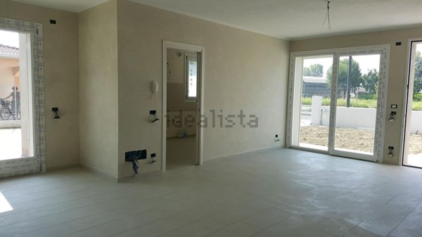 casa indipendente in vendita a Suzzara