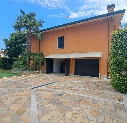 casa indipendente in vendita a Suzzara