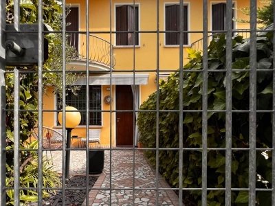 casa indipendente in vendita a Suzzara